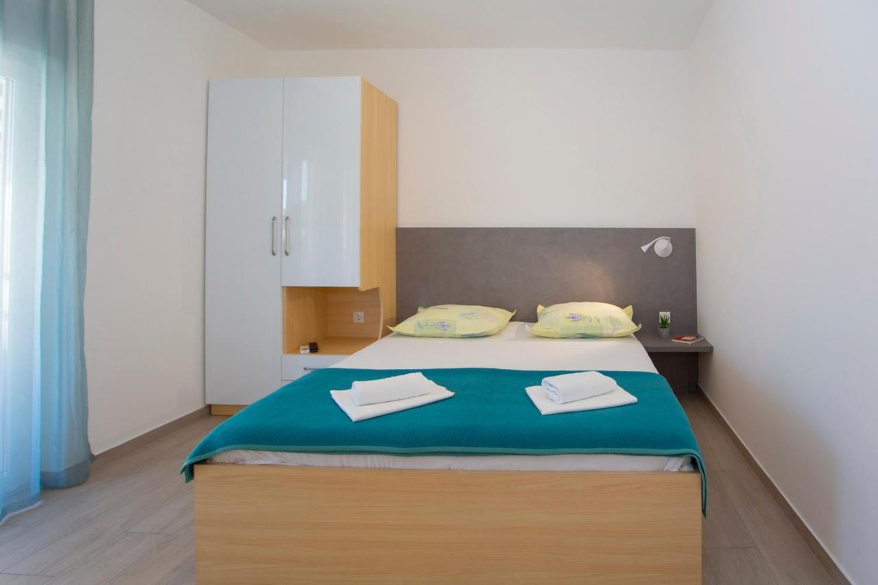 Apartments Loncar Tučepi Extérieur photo