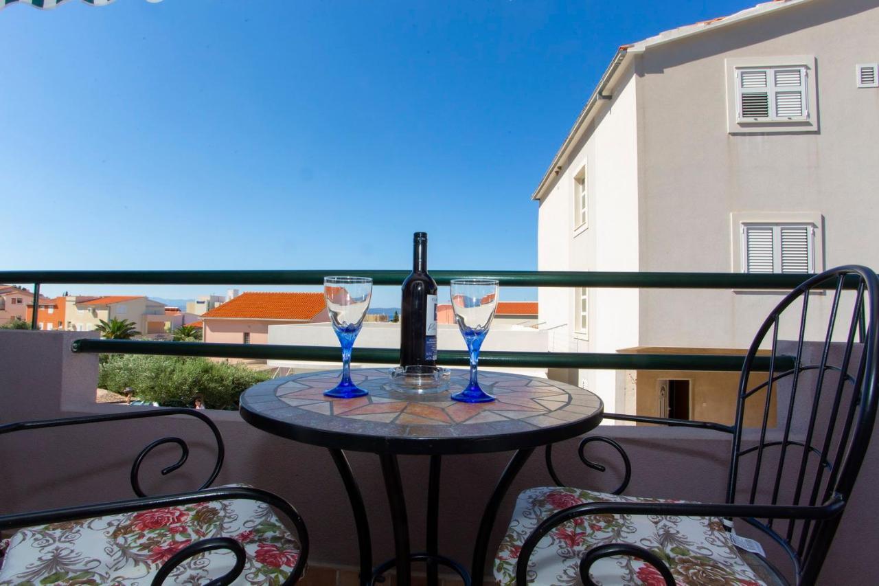 Apartments Loncar Tučepi Extérieur photo