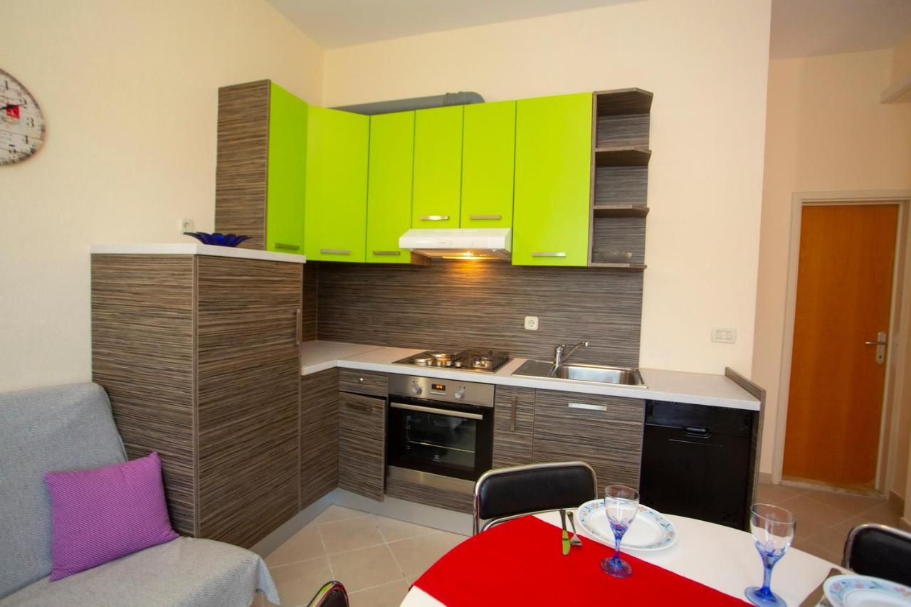 Apartments Loncar Tučepi Extérieur photo