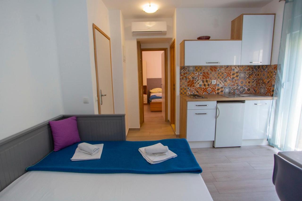 Apartments Loncar Tučepi Extérieur photo