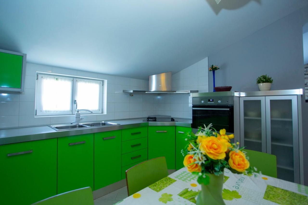 Apartments Loncar Tučepi Extérieur photo