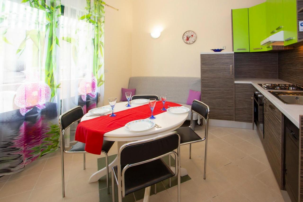 Apartments Loncar Tučepi Extérieur photo